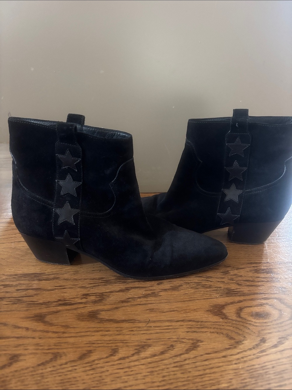 Saint Laurent Black Suede Star-Trim Ankle Booties